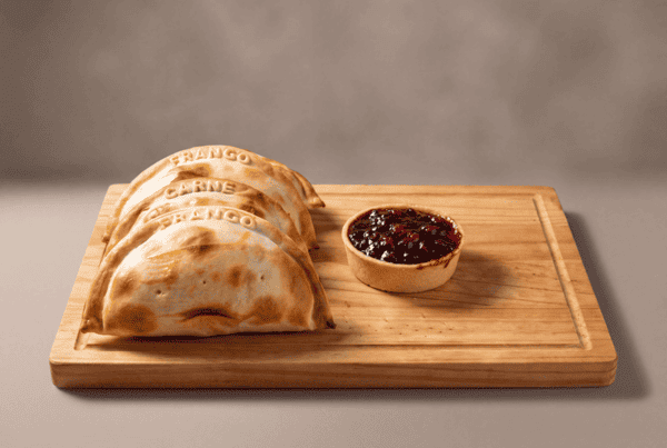 Combo 4 Empanadas mais Cheesecake